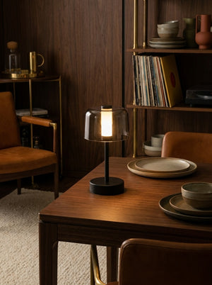 Vera cordless lamp on a dining table